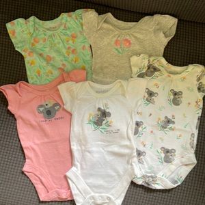 Newborn onesies bundle